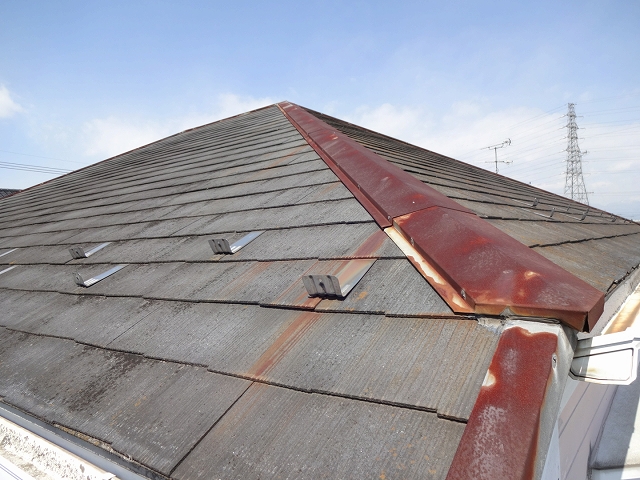 太田市で屋根(棟板金)にさびが見られるお家へ調査に行きました│街の屋根やさん群馬東毛店